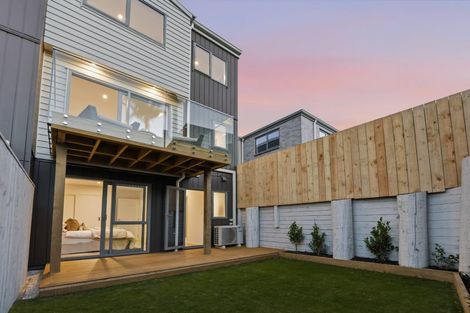 Photo of property in 72b Sycamore Drive, Sunnynook, Auckland, 0620
