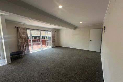 Photo of property in 15a Te Atatu Road, Te Atatu South, Auckland, 0610