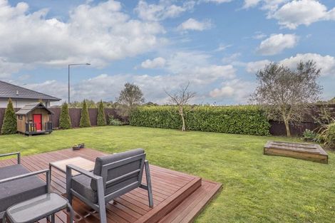 Photo of property in 32 Flaxon Place, Burwood, Christchurch, 8083