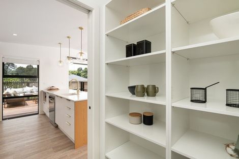 Photo of property in 14 Hayward Place, Ohauiti, Tauranga, 3112