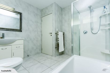 Photo of property in 1/2 Seaview Road, Milford, Auckland, 0620