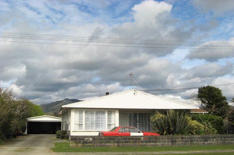 Photo of property in 24 Grand Street, Shannon, 4821