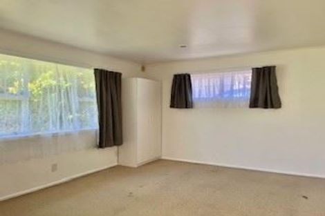 Photo of property in 98 Hillsborough Road, Hillsborough, Auckland, 1042