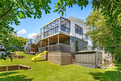 Photo of property in 134 Stanmore Bay Road, Stanmore Bay, Whangaparaoa, 0932