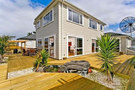 Photo of property in 26 Ballyboe Place, Pinehill, Auckland, 0632