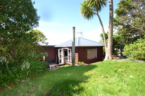 Photo of property in 84 Raroa Road, Kelburn, Wellington, 6012