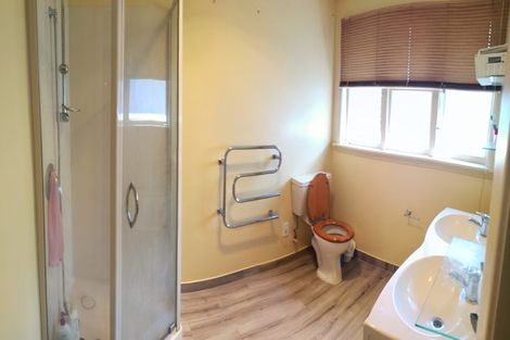 Photo of property in 38 Kendal Avenue, Burnside, Christchurch, 8053