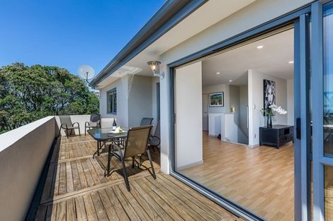 Photo of property in 11a Marlborough Avenue, Glenfield, Auckland, 0629