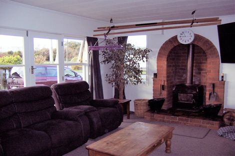 Photo of property in 4 Carlyle Street, Tuatapere, 9620