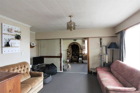 Photo of property in 28 Cargill Street, Waikiwi, Invercargill, 9810