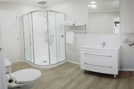 Photo of property in 98/98a Glenpark Avenue, Frankleigh Park, New Plymouth, 4310