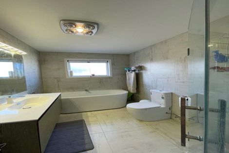 Photo of property in 5 Moko Lane, Greenhithe, Auckland, 0632