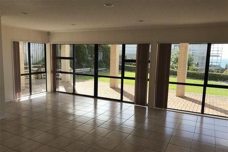 Photo of property in 18 Savoy Road, Orewa, 0931