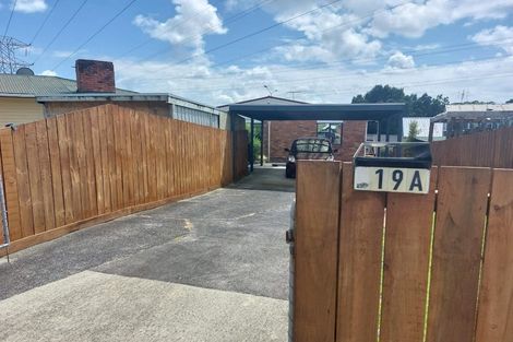 Photo of property in 19a Marewa Street, Te Atatu South, Auckland, 0610