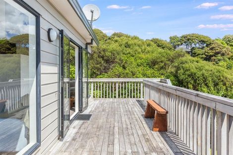 Photo of property in 42 James Cook Drive, Whitby, Porirua, 5024