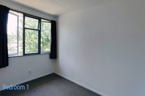 Photo of property in 8 Granby Place, Westown, New Plymouth, 4310