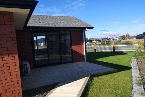 Photo of property in 1 Sujuan Close, Cambridge, 3434