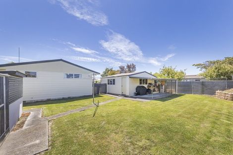 Photo of property in 129 Apollo Parade, Milson, Palmerston North, 4414