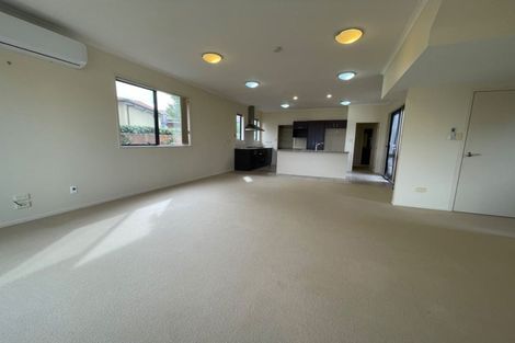 Photo of property in 28 Greenbough Lane, Greenhithe, Auckland, 0632