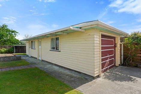 Photo of property in 17 Atmore Avenue, Otaki, 5512