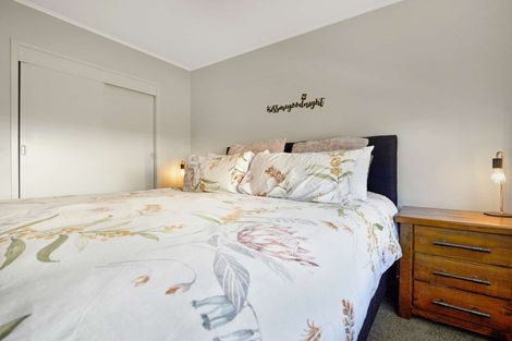 Photo of property in 112a Queen Street, Waiuku, 2123