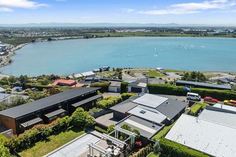Photo of property in 63 Te Awakura Terrace, Mount Pleasant, Christchurch, 8081