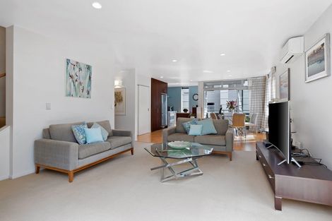 Photo of property in Habitat Apartments, 1/31 Byron Avenue, Takapuna, Auckland, 0622