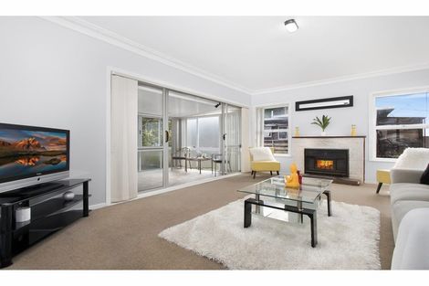 Photo of property in 41 Royal Road, Massey, Auckland, 0614