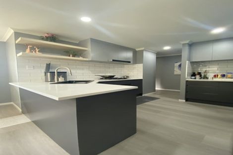 Photo of property in 8 Marlon Lane, East Tamaki, Auckland, 2016