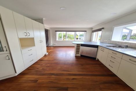 Photo of property in 43 Shirley Avenue, Papakura, 2110