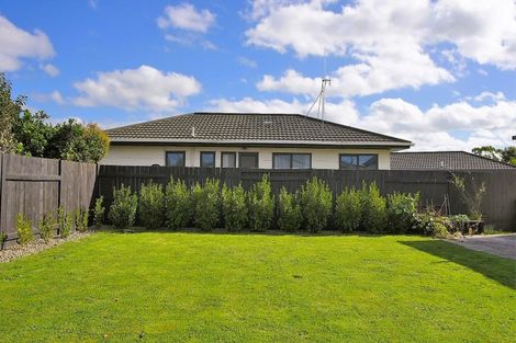 Photo of property in 77 Roberts Line, Kelvin Grove, Palmerston North, 4414