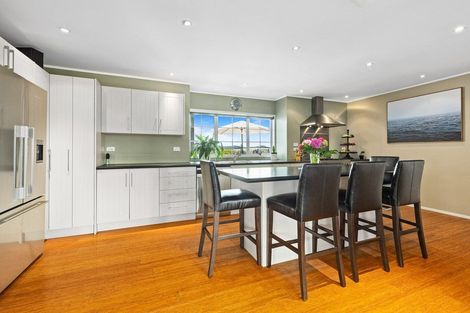 Photo of property in 31c Koraha Road, Kumeu, 0892
