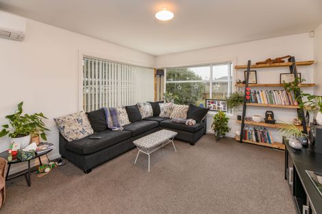 Photo of property in 127 Marlow Road, Aranui, Christchurch, 8061
