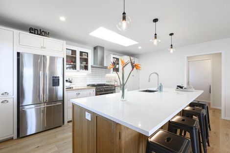 Photo of property in 8a Esme Place, Matua, Tauranga, 3110