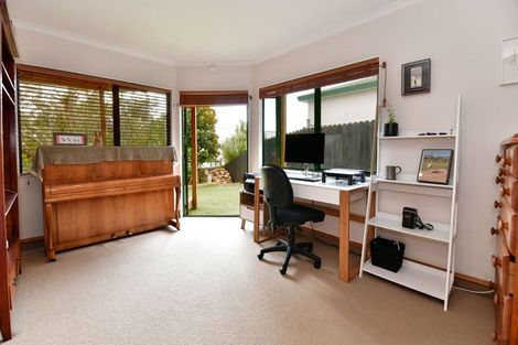 Photo of property in 2/603 Whangaparaoa Road, Stanmore Bay, Whangaparaoa, 0932