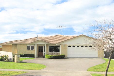 Photo of property in 15 Amberley Crescent, Bethlehem, Tauranga, 3110