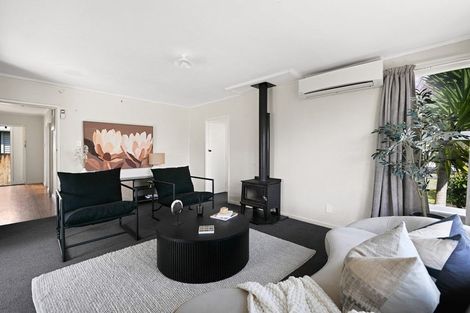 Photo of property in 50 Sare Crescent, Fairfield, Hamilton, 3214