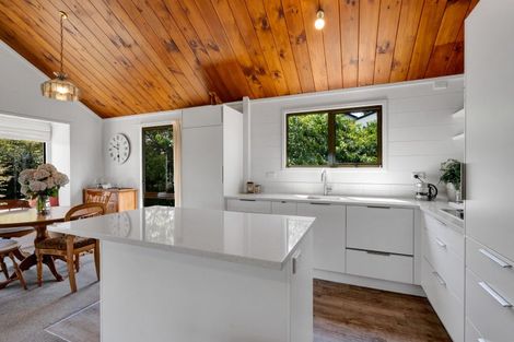 Photo of property in 301 Mangorei Road, Merrilands, New Plymouth, 4312