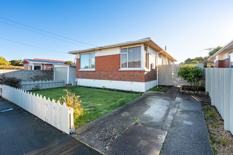 Photo of property in 39 Oakland Street, Andersons Bay, Dunedin, 9013