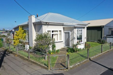 Photo of property in 12 Wakeman Street, Pahiatua, 4910