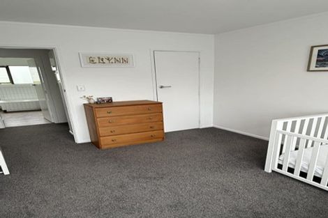 Photo of property in 10 Campbell Place, Pukehangi, Rotorua, 3015