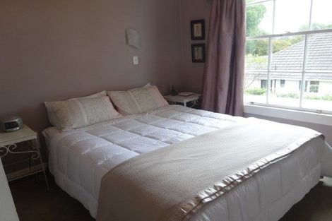 Photo of property in 1/165 Fendalton Road, Fendalton, Christchurch, 8052