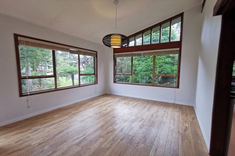 Photo of property in 23 Heaton Grove, Chatswood, Auckland, 0626