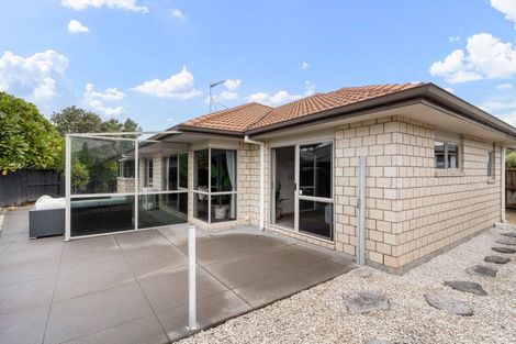 Photo of property in 32 Popata Close, Papamoa Beach, Papamoa, 3118