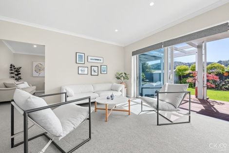 Photo of property in 8d Glen Iris Grove, Woburn, Lower Hutt, 5010