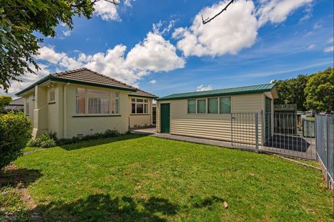 Photo of property in 21 Rata Street, Roslyn, Palmerston North, 4414