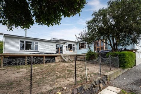 Photo of property in 61 Moncks Spur Road, Redcliffs, Christchurch, 8081