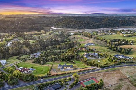 Photo of property in 145 Okura River Road, Okura, Albany, 0792