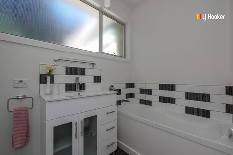 Photo of property in 50 Hocken Street, Kenmure, Dunedin, 9011