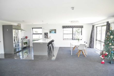 Photo of property in 9 Gosling Crescent, Halswell, Christchurch, 8025